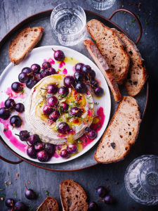 Julie MECHALI INTERFEL LES FRUITS ET LÉGUMES FRAIS Recette Ambiance Camembert Roti